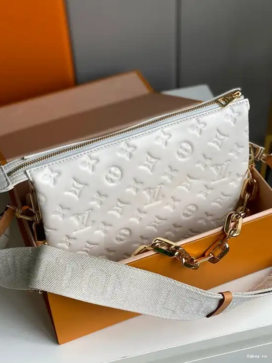PM LOUIS VUITTON COUSSIN 0630